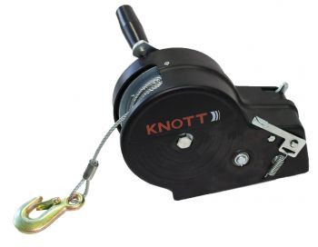 Rope winch with housing