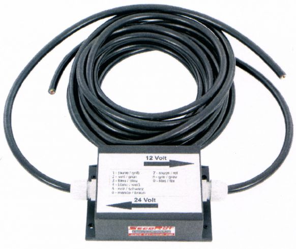 Voltage reducer for fixed installation